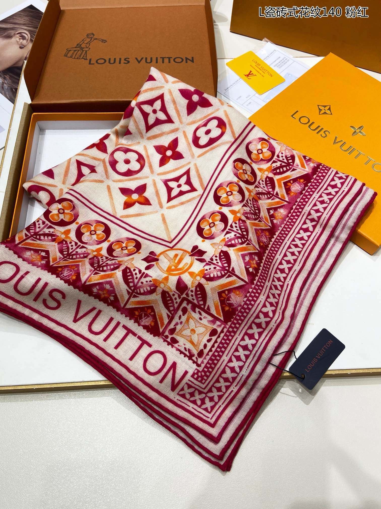 Louis Vuitton Scarf